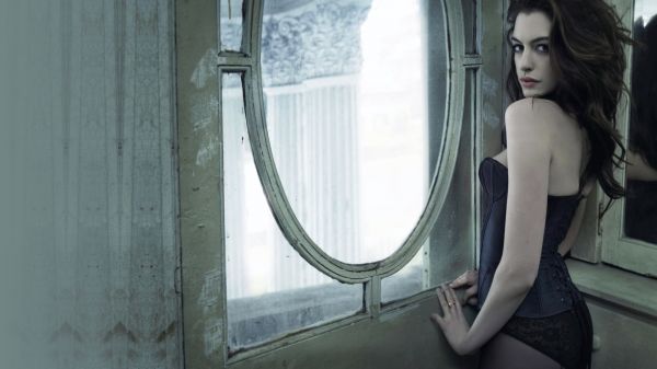 women,actress,Anne Hathaway,white,window,image