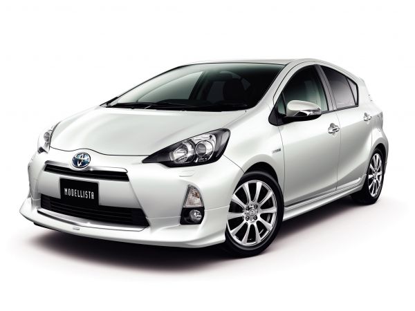 кола,превозно средство,Toyota,2013,Toyota Prius,netcarshow