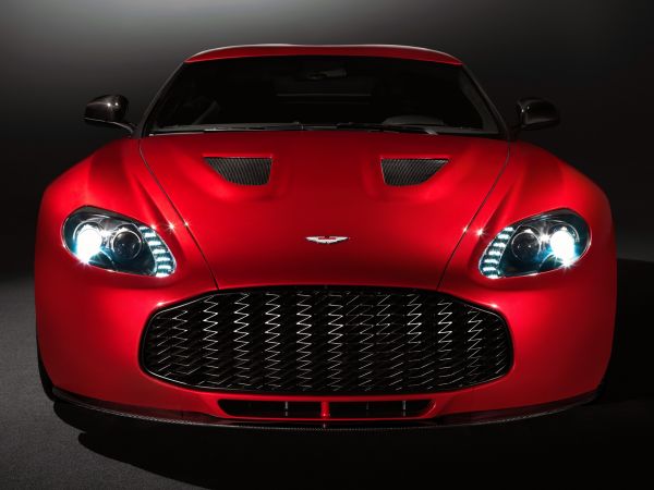 Aston Martin,v12,Zagato,2012,röd,frontvy