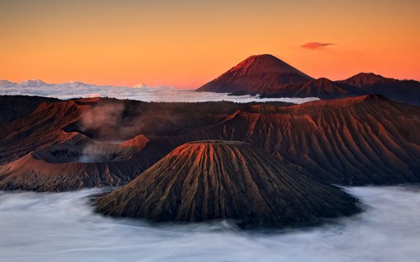 sopka,krajina,Příroda,Hora Bromo,Indonésie,horský průsmyk