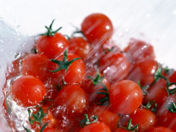 tomates,tomates cerises,water jet