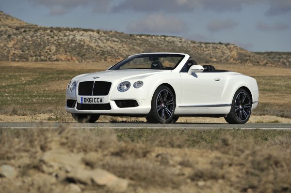 Araba,Araç,Spor araba,2015,Bentley,Coupe