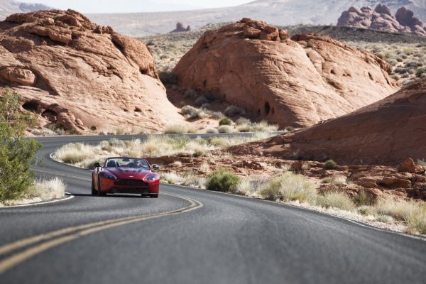 2014,Aston,England,Martin,Roadster,1600x1067 px