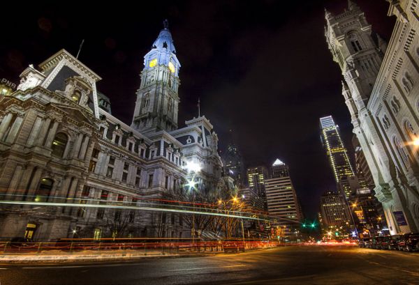 longexposure,sníh,Philadelphie,centercity,radnice,zelené oči