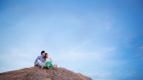 couple,date,girl,hug,sky,boy