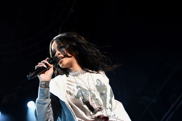 Festival musicale,Rihanna,cantante,prestazione,la follia di marzo