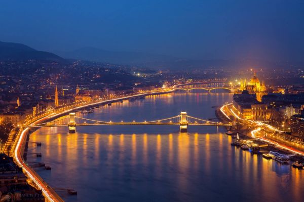 Budapest,Danube,Hongaria,Hongaria,Gedung Parlemen Hongaria,chain Bridge