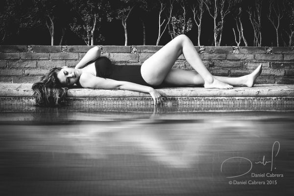 sunlight,water,white,black,monochrome,model