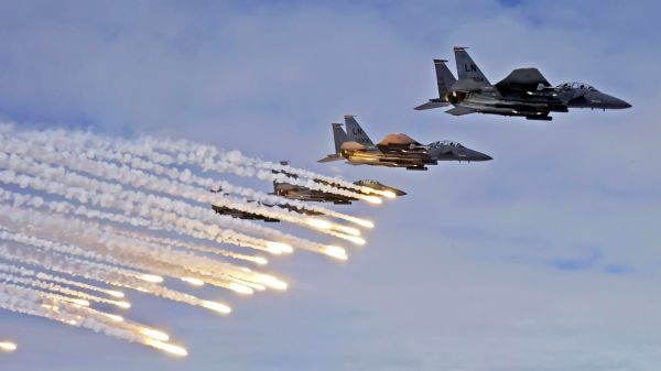 1920x1080 px,airplane,F 15 Strike Eagle,military aircraft,contrails,jets