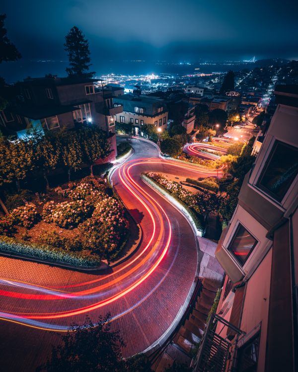 οδός Lombard,Σαν Φρανσίσκο,Νύχτα,φως μονοπάτια