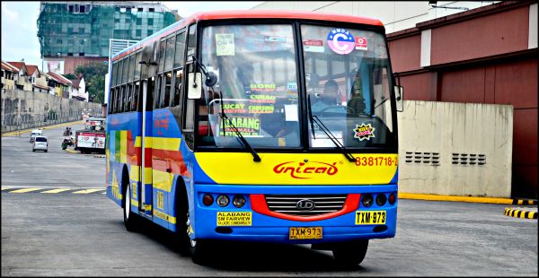 město,autobus,nákladní auto,list,jaro,Nissan