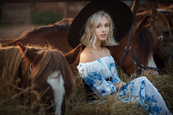 ženy,Alice Tarasenko,Nastasya Parshina,blondínka,portrét,Women with Hats