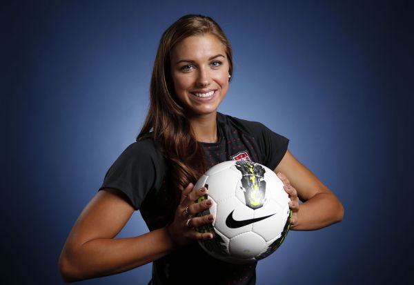 Alex Morgan,Jogador de futebol,Espinhos de portland