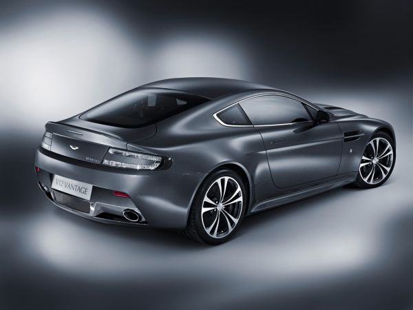 xe hơi,Xe,xe thể thao,Aston Martin,Aston Martin DBS,Aston Martin V12 Vantage