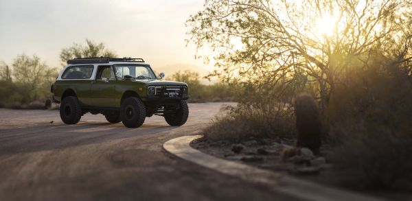 International Scout 2 Traveler,SUV,zelená auta,staré auto,klasická auta,poušť