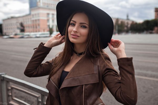 women outdoors, vrouw, model-, portret, lang haar, choker