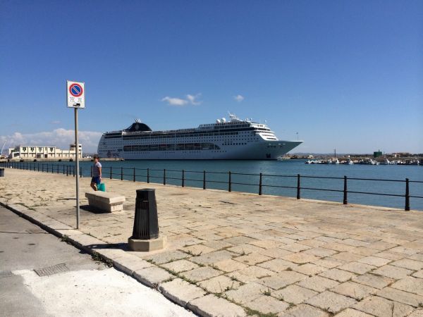 schip,boot,zee,hemel,voertuig,Italië