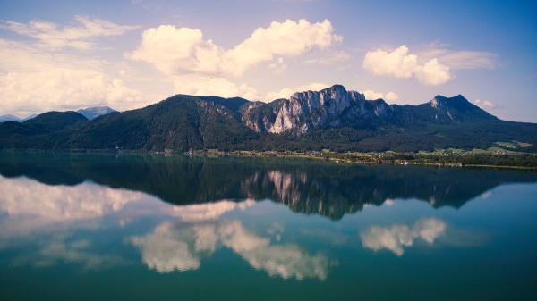 Ausztria,Mondsee,tó,drone photo,zümmög,Mountain with lake