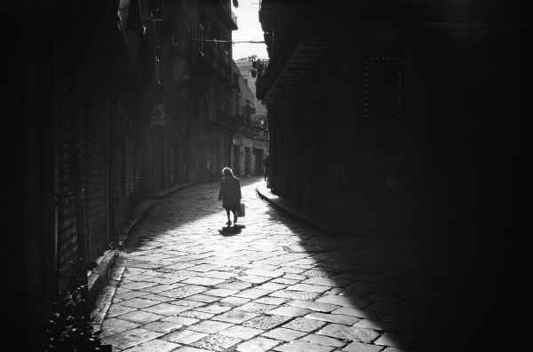 blanco,negro,monocromo,calle,Italia,luz de sol