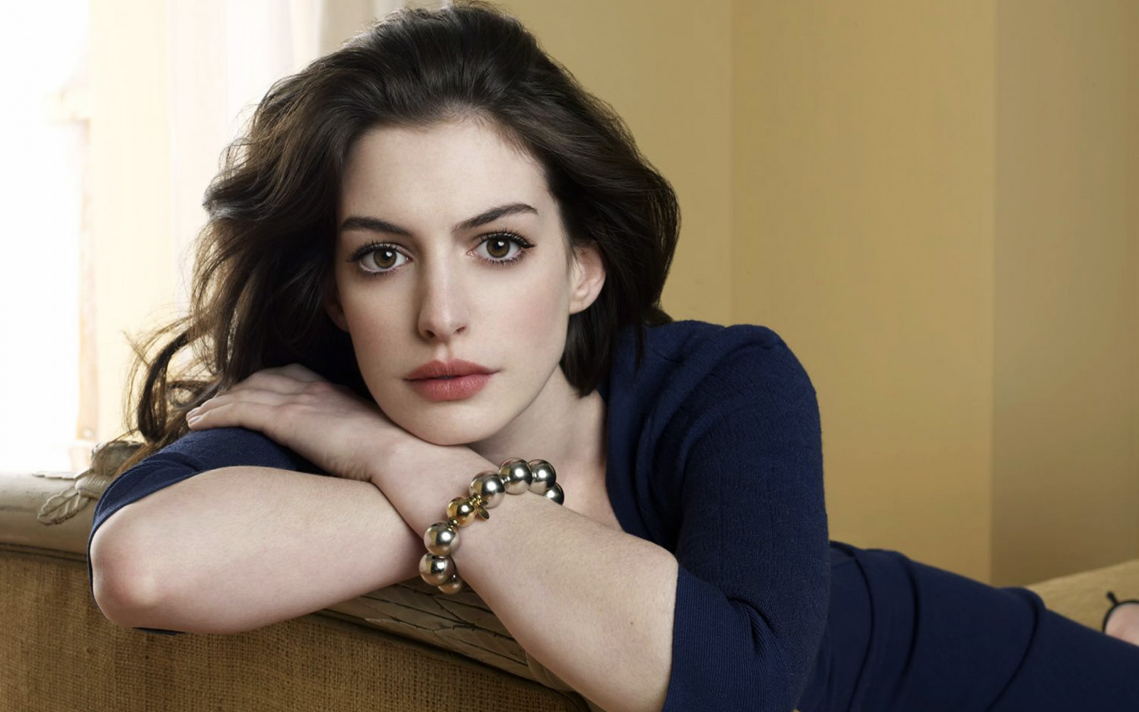 Anne Hathaway, brunette, face, eyes, celebrity, bracelet, room