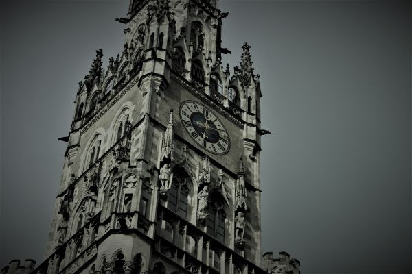 munchen,clocktowers