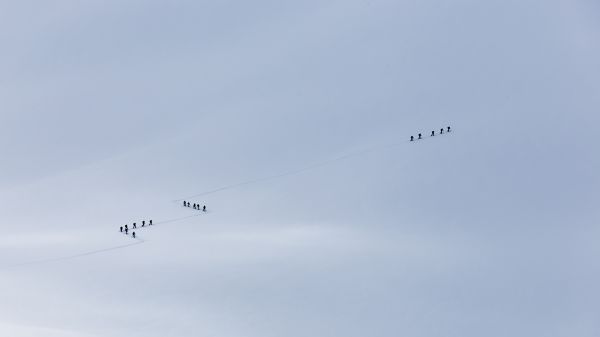 sky,cloud,minimalism,snow,winter,Flight