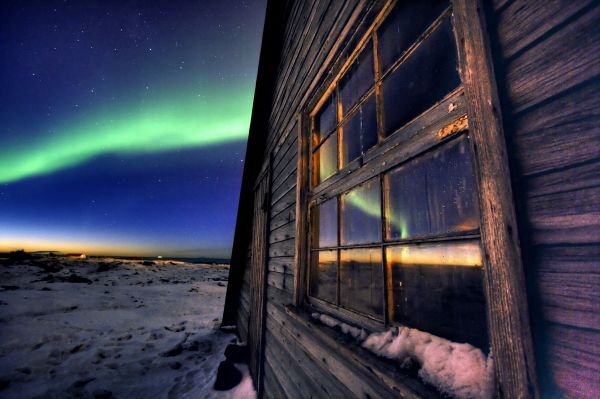 sunlight,window,night,sky,reflection,snow