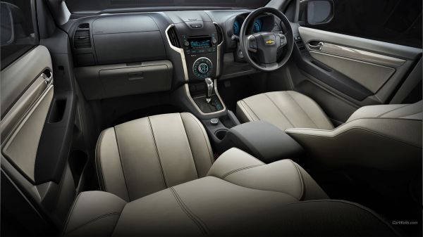 car,vehicle,car interior,Chevrolet,Sedan,Chevrolet Trailblazer