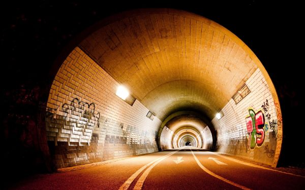 notte,fotografia,tunnel,obiettivo fisheye,mattoni,graffiti