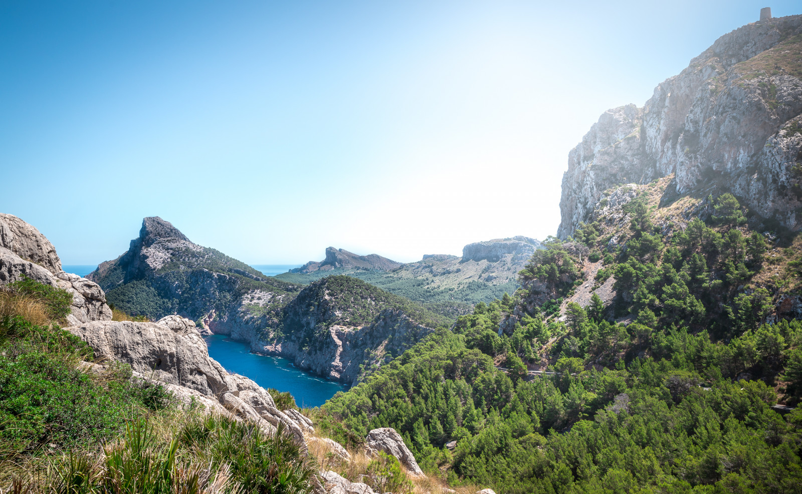 Oceano, madera, azul, Árboles, ligero, cielo, Sol, montaña, naturaleza, Topf25, agua, rock, bosque, Canon, paisaje, isla, Eos, costa, España, día, brillante, Piedras, Colorido, Ngc, gran angular, claro, fotograma completo, Kafka, península, Tamron, Mallorca, Soe, Mallorca, Baleares, Formentor, Islas Baleares, Illesbalears, Serradetramuntana, Colortones, Capdeformentor, Tamron2470, Canoneos6d, Te ves hoy, Tamronsp2470mmf28divcusd, Tamron2470f28vc, Potd country de, Michaelkafka