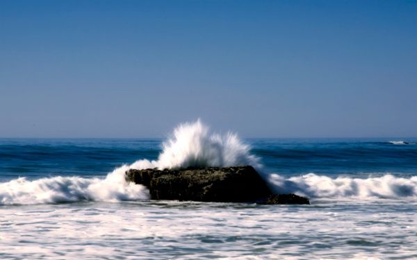 sea,splashes,wave,stone