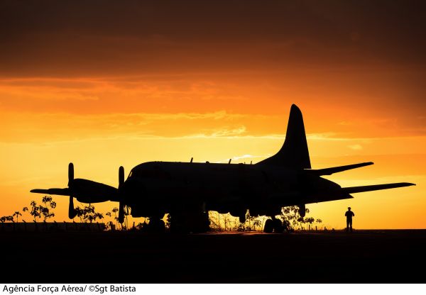 Pôr do sol,céu,silhueta,avião,veículo,Avião