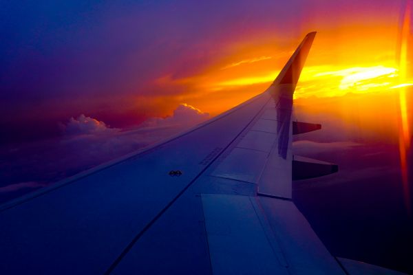 Flug,Wolken,Sonnenstrahlen,Dämmerung