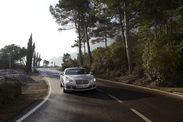 car,vehicle,sports car,Bentley,2013,road