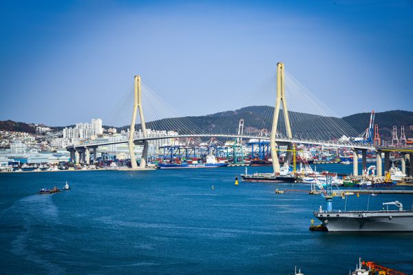 Busan,mrakodrap,krajina,most,moře