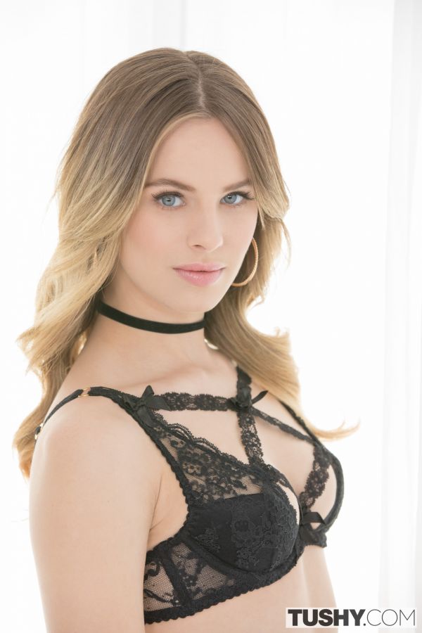 Pornstar,Lencería negra,Pantalla de retrato,Jillian Janson,ojos azules,cara