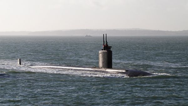 sea,vehicle,military,submarine,channel,tower