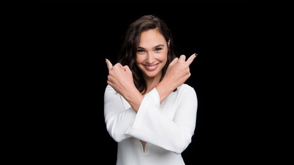 Gal Gadot,zâmbitor,israelieni,actriţă,model,femei