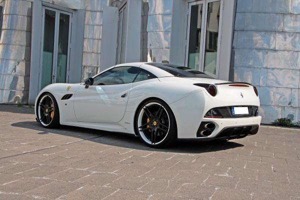 Ferrari California,auto,vozidlo,sportovní auto,Ferrari,výkon auta