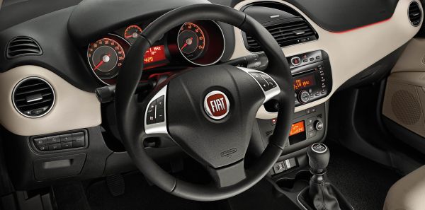 mașină,vehicul,FIAT,vehicul de teren,de automobile marca,interior auto