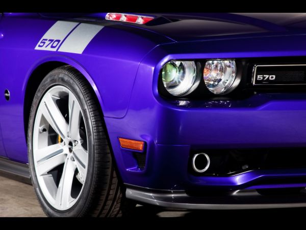 кола,превозно средство,лилаво,отдръпване,Dodge Challenger,класически автомобил