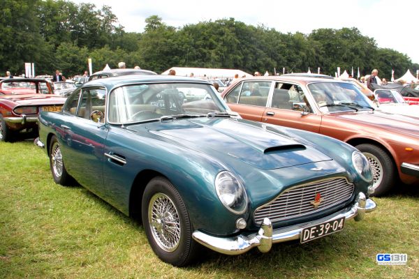 vieux,voiture,véhicule,voiture de sport,Voiture classique,Coupé