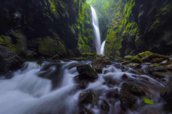 водопад,гора