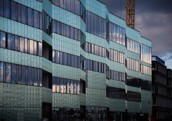 mensen,stad,stadsgezicht,architectuur,water,gebouw