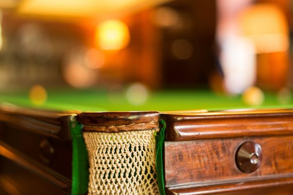 sports,depth of field,table,wood,baskets,green