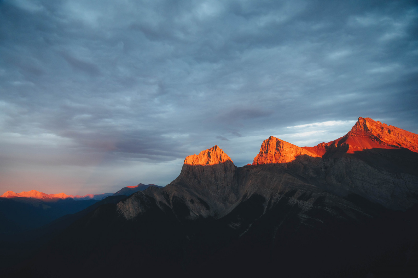 paysage, la nature, Montagnes, le coucher du soleil, ciel, couvert