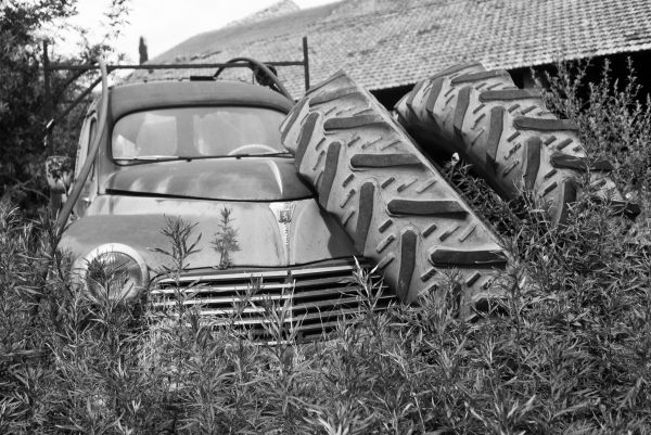 Peugeot,203,voiture,pneu,stmartindecrau,bauxdeprovence