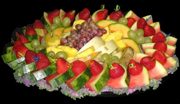 berries,watermelon,pineapple,assorted,sliced