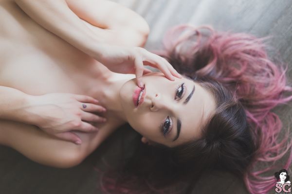 Satin Suicide,suicidegirls,ženy,Model,tvár,strategické krycie