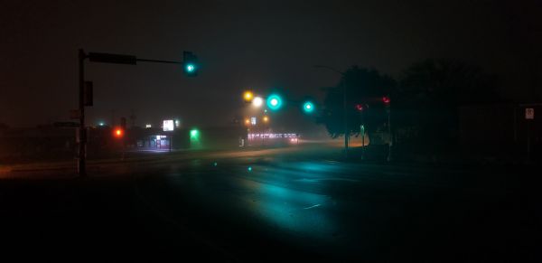 night,traffic lights,mist,road